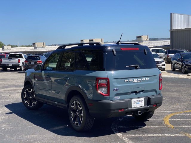 Certified 2023 Ford Bronco Sport Outer Banks w/ Tech Package AWD/4WD image 33
