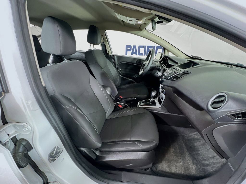 Certified 2017 Ford Fiesta SE FWD image 24