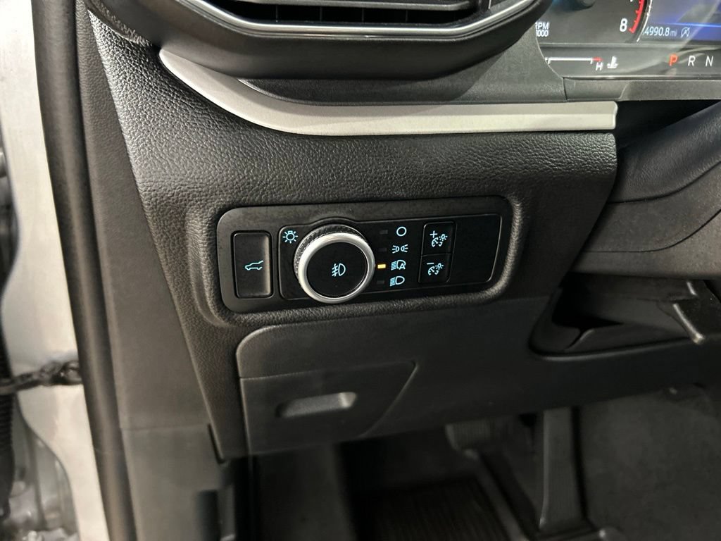Certified 2023 Ford Explorer XLT w/ Equipment Group 202A AWD/4WD image 14