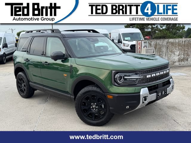 Certified 2025 Ford Bronco Sport Badlands AWD/4WD image 1