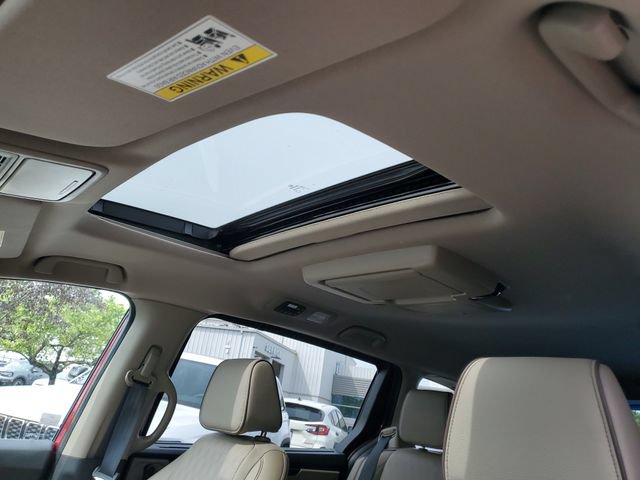 Used 2023 Honda Odyssey Elite image 6