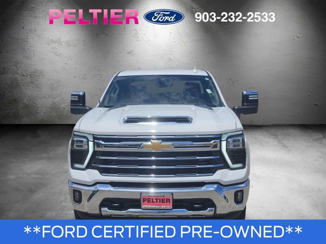 Used 2024 Chevrolet Silverado 2500 LTZ AWD/4WD image 2