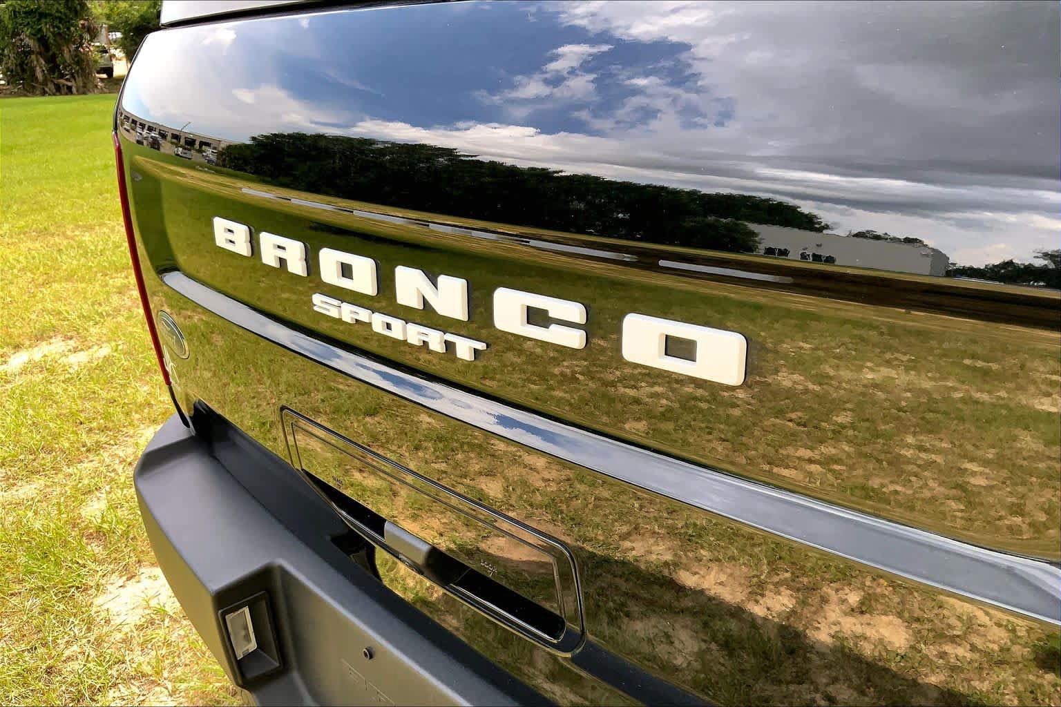 Certified 2024 Ford Bronco Sport Outer Banks w/ Tech Package AWD/4WD image 10