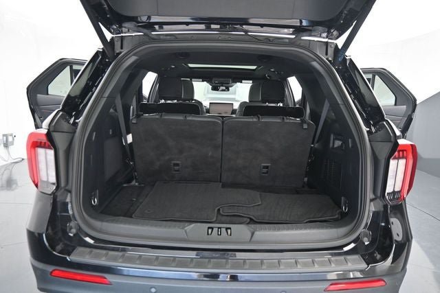 Certified 2025 Ford Explorer ST AWD/4WD image 13