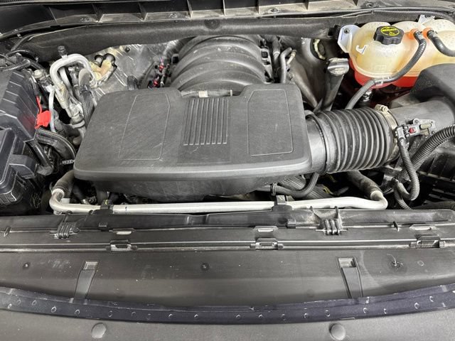 Used 2024 GMC Yukon XL Denali w/ Advanced Technology Package AWD/4WD image 9