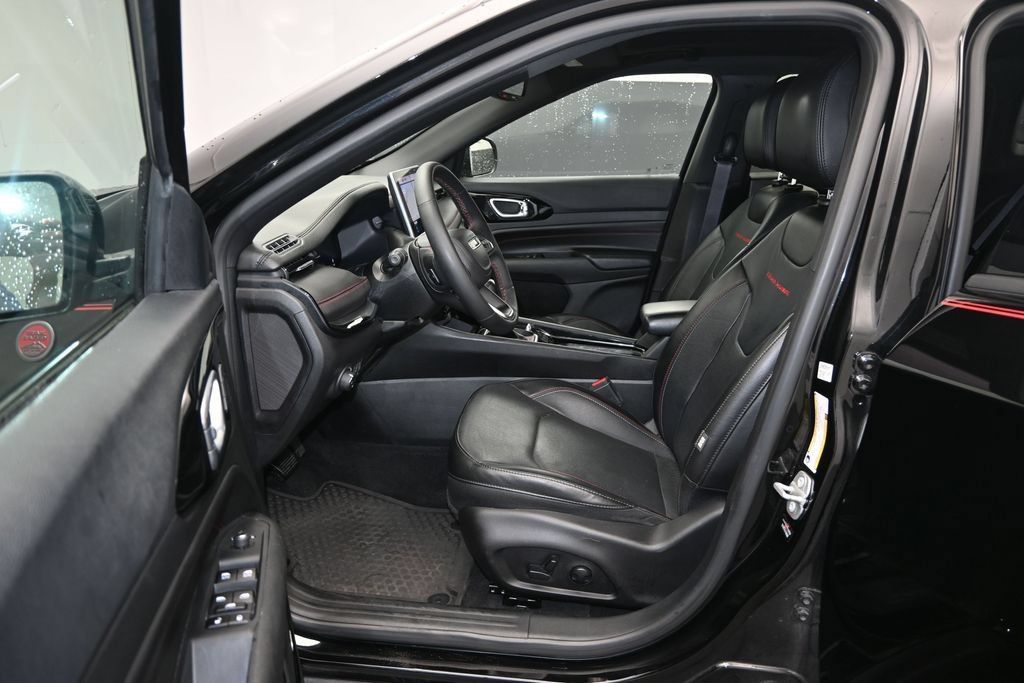 Used 2023 Jeep Compass Trailhawk w/ Trailhawk Elite Group AWD/4WD image 13