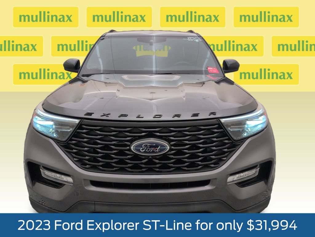 Certified 2023 Ford Explorer ST-Line w/ Class IV Trailer Tow Package RWD image 14