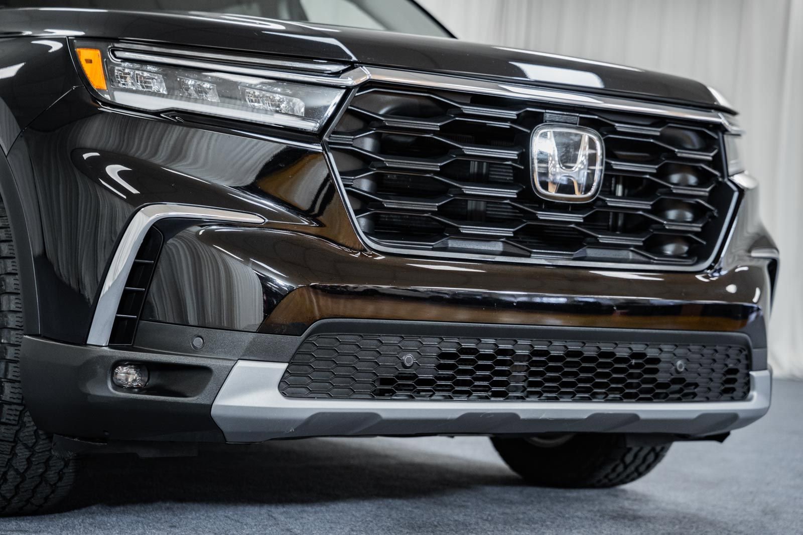 Used 2024 Honda Pilot EX-L image 11