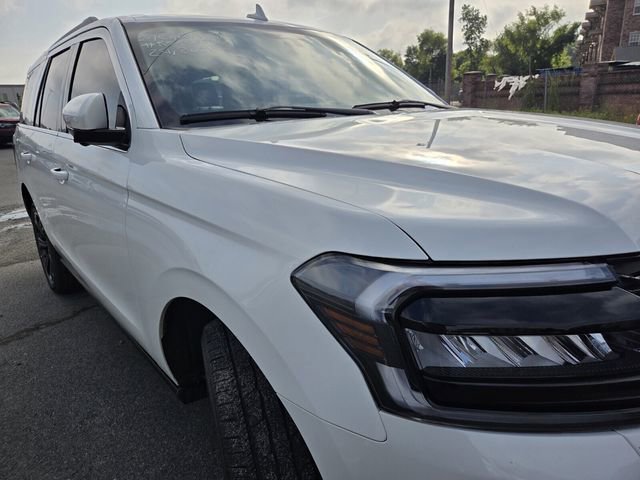 Certified 2024 Ford Expedition Limited AWD/4WD image 3