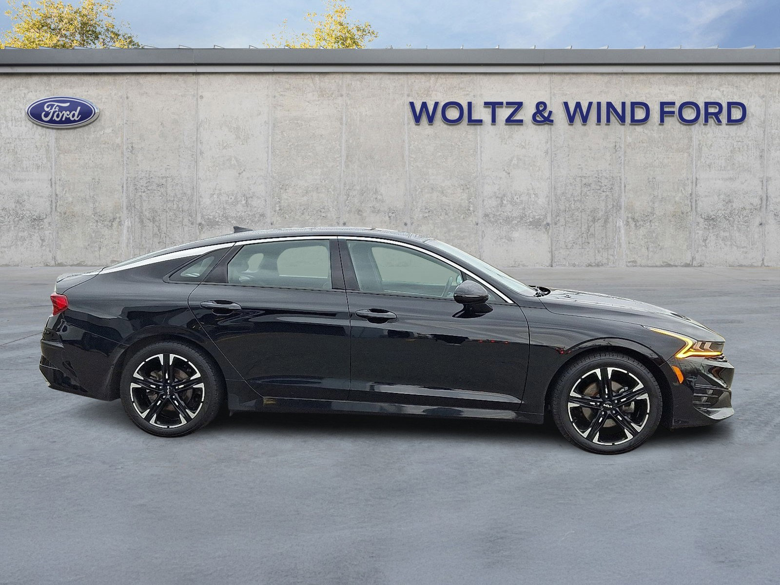 Used 2022 Kia K5 GT-Line w/ GT-Line Awd Premium Package image 2