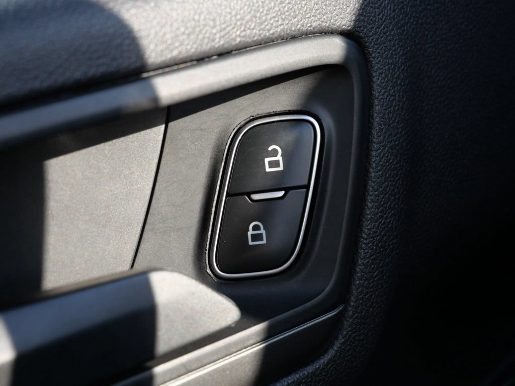 Certified 2024 Ford Escape Active AWD/4WD image 23