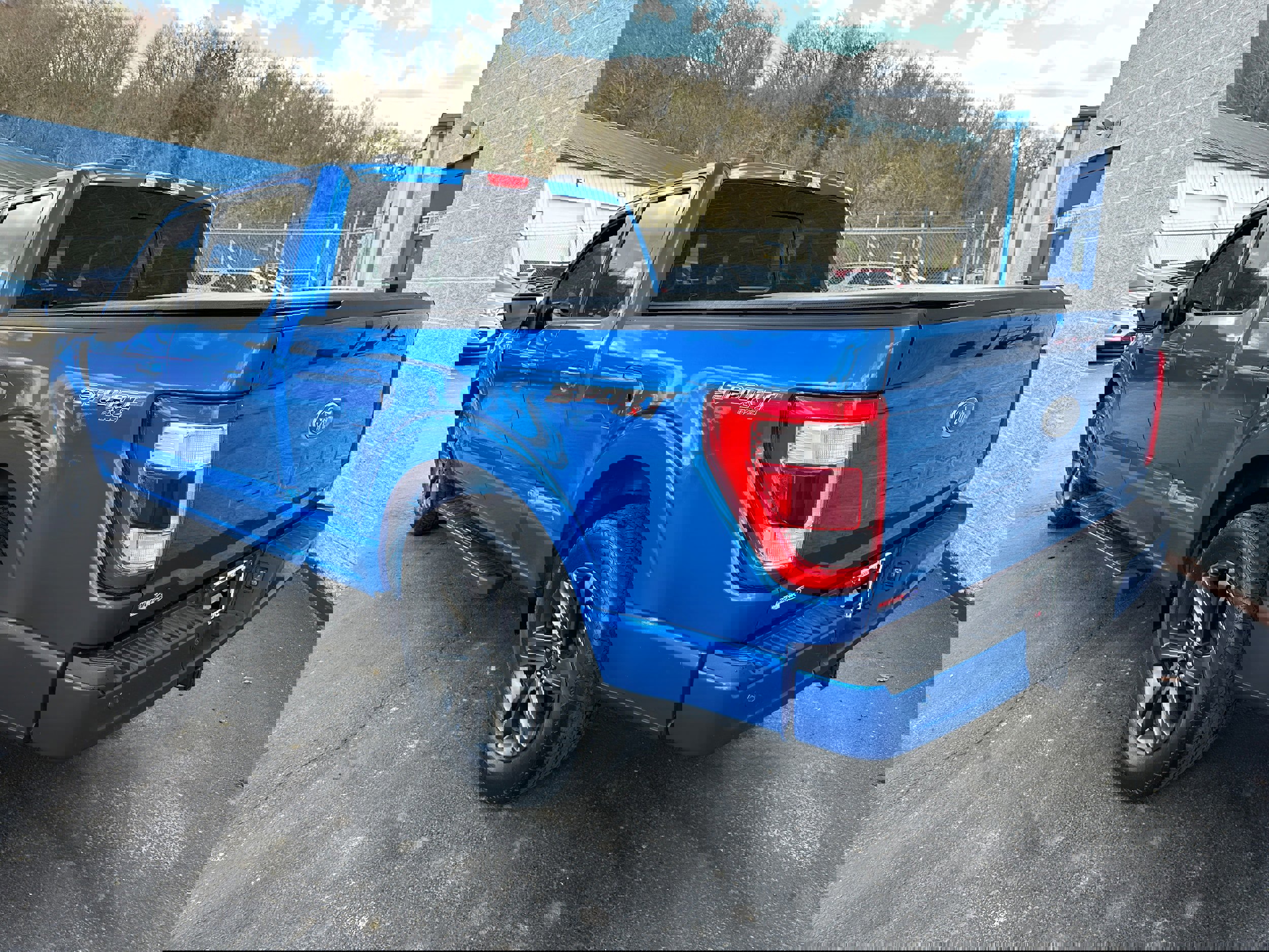 Certified 2021 Ford F150 Lariat w/ Equipment Group 502A High image 5