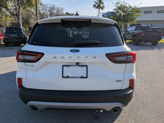 Certified 2024 Ford Escape Active w/ Cold Weather Package FWD image 4