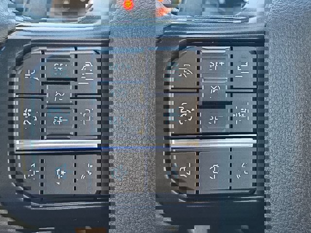 Certified 2022 Ford F150 Raptor w/ Equipment Group 801A High image 17