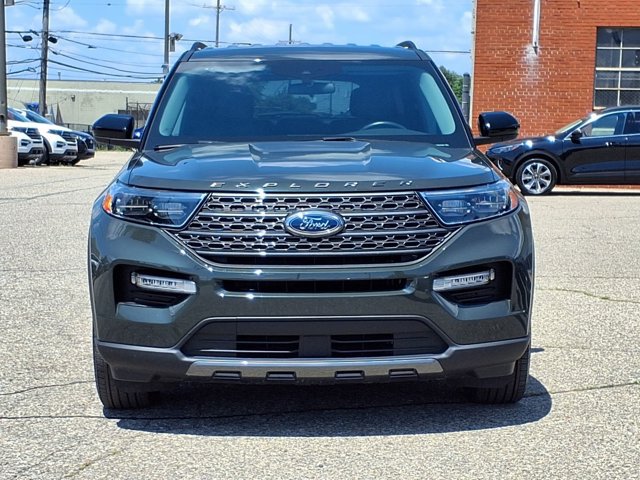 Certified 2024 Ford Explorer XLT w/ Equipment Group 202A AWD/4WD image 26