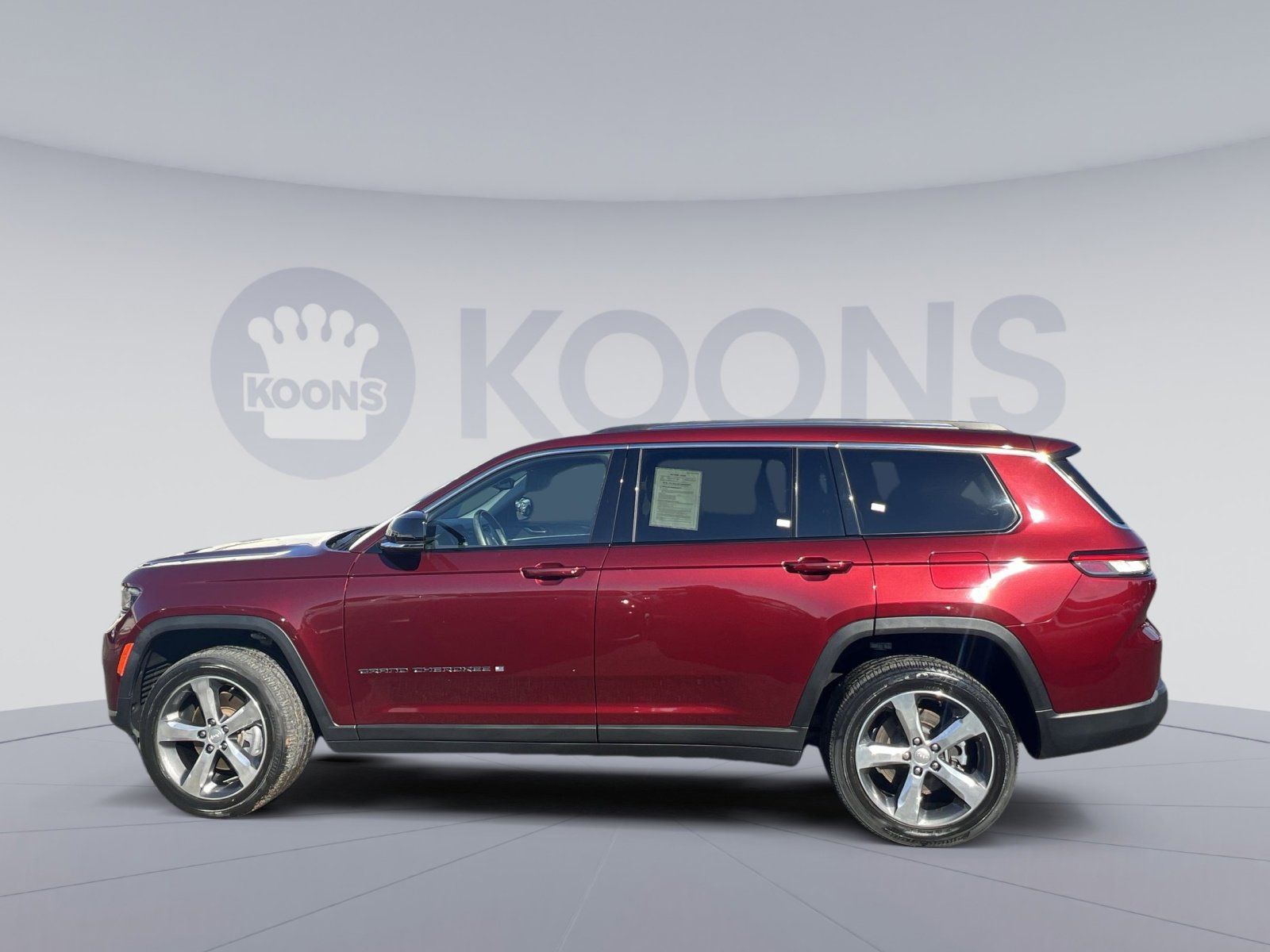 Used 2021 Jeep Grand Cherokee L Limited image 2