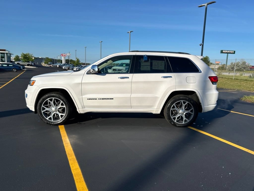 Used 2019 Jeep Grand Cherokee Overland AWD/4WD image 10