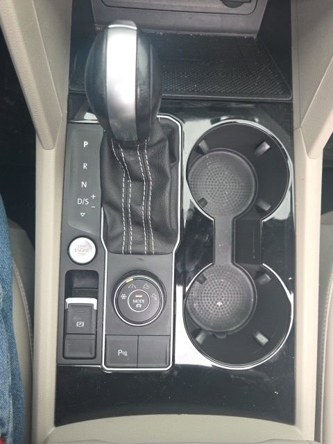 Used 2022 Volkswagen Atlas SEL image 37