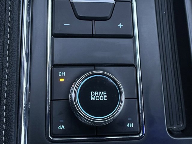 Certified 2024 Ford Expedition XLT image 28