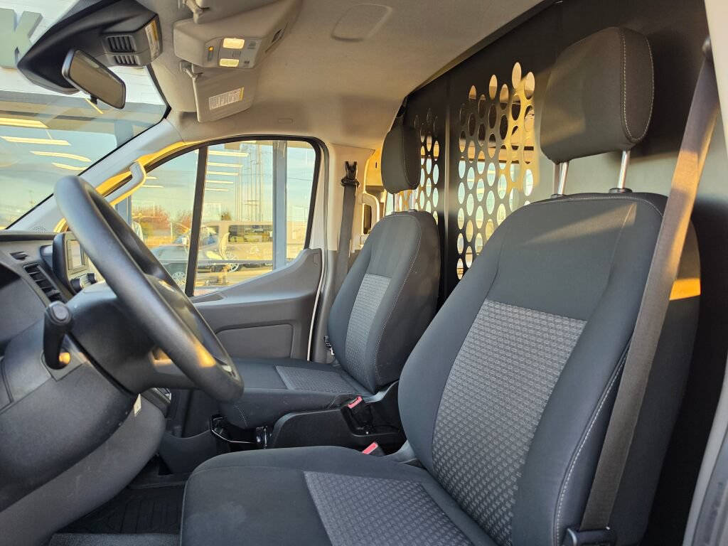 Certified 2025 Ford Transit 250 Low Roof w/ Exterior Upgrade Package RWD image 15