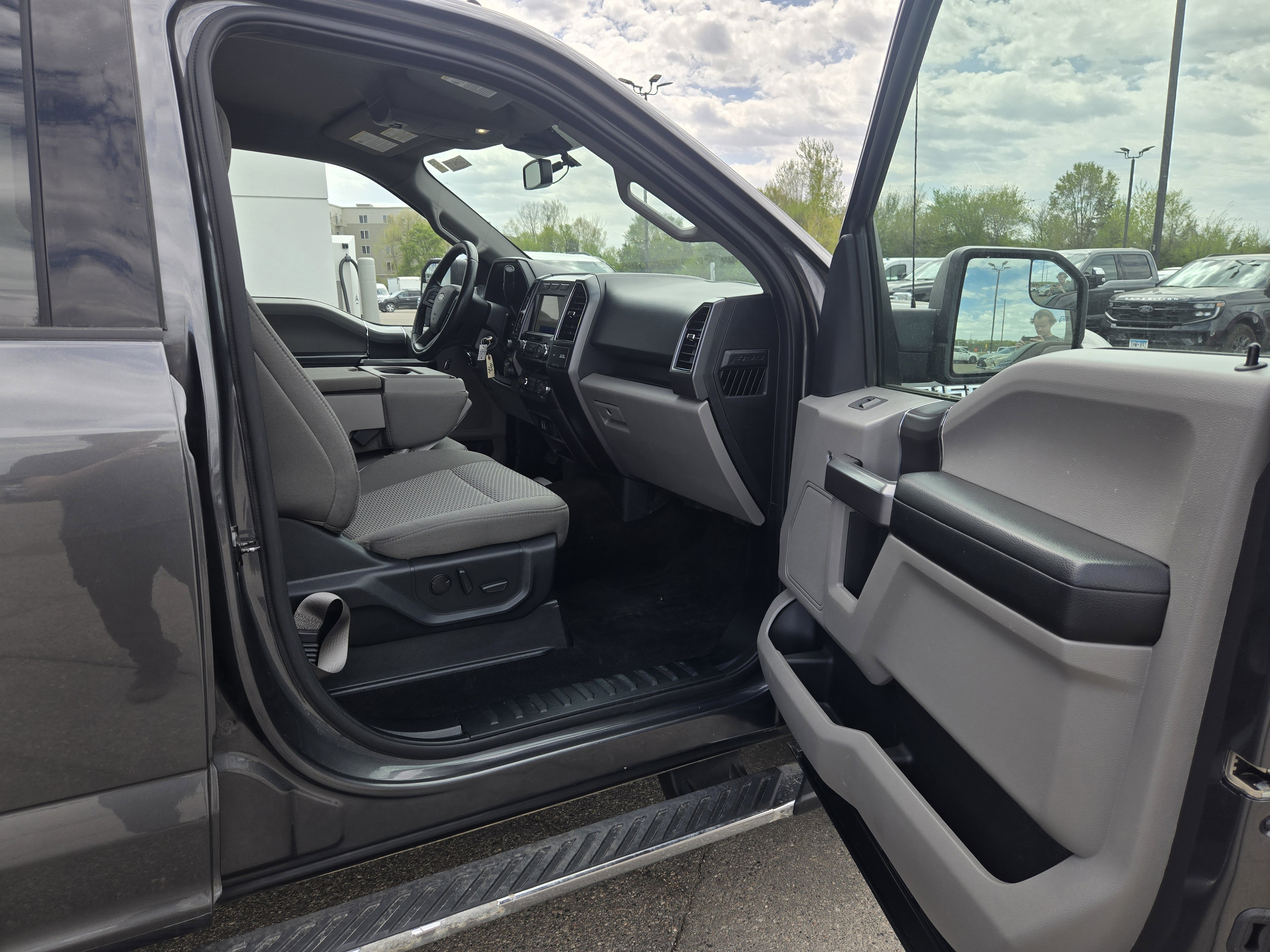 Certified 2020 Ford F150 XLT w/ Equipment Group 302A Luxury AWD/4WD image 16