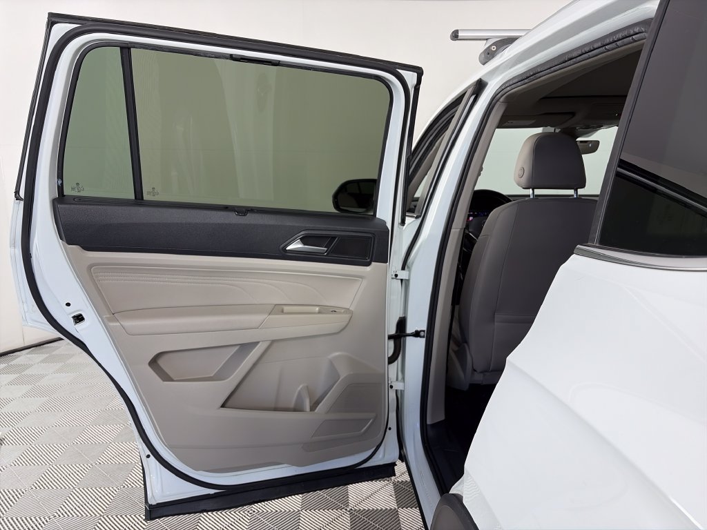 Used 2021 Volkswagen Atlas SEL AWD/4WD image 12