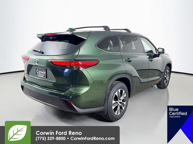 Used 2023 Toyota Highlander XLE AWD/4WD image 10
