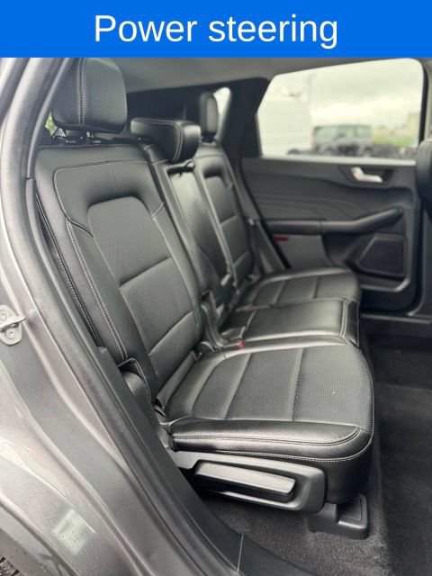 Certified 2022 Ford Escape Titanium w/ Class II Trailer Tow Package AWD/4WD image 27