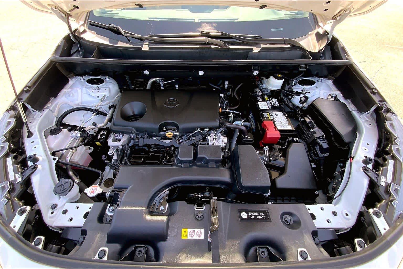 Used 2022 Toyota RAV4 XLE Premium FWD image 32