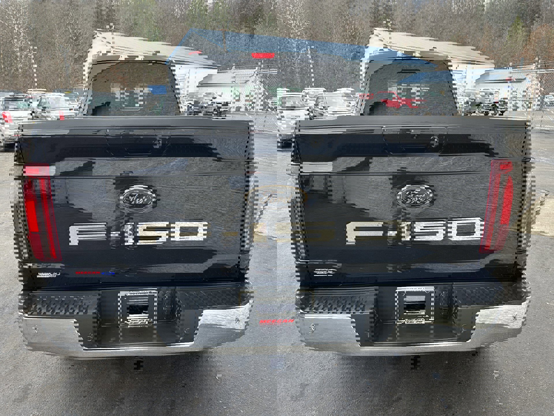 Certified 2025 Ford F150 Lariat w/ Equipment Group 501A Mid image 5