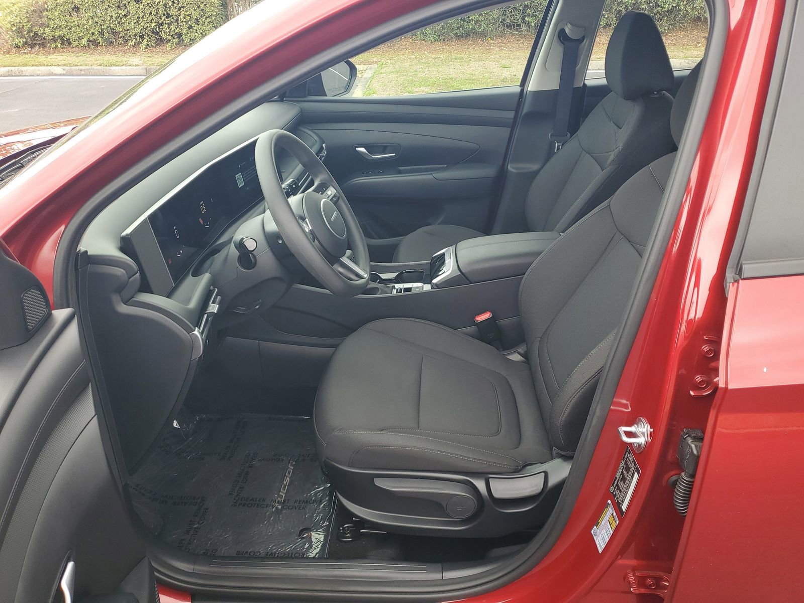 Used 2025 Hyundai Tucson SE FWD image 16