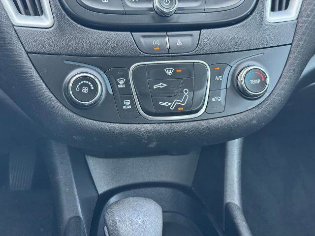 Used 2022 Chevrolet Malibu RS image 13