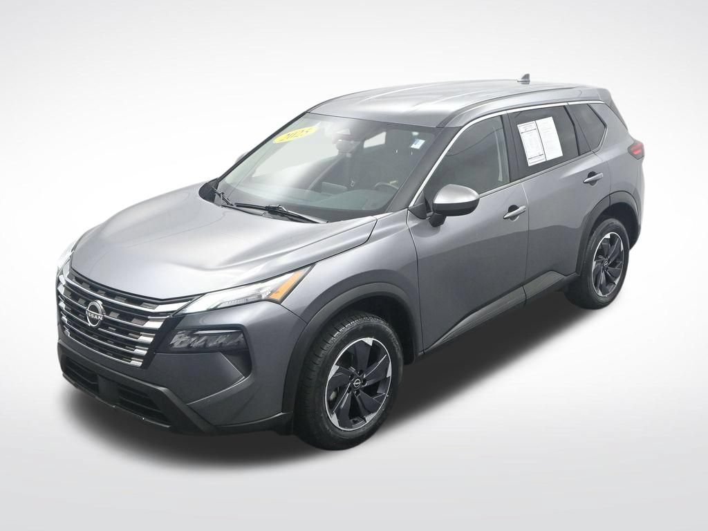 Used 2025 Nissan Rogue SV FWD image 34