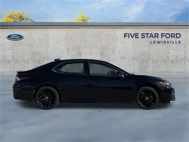 Used 2023 Toyota Camry XSE image 4