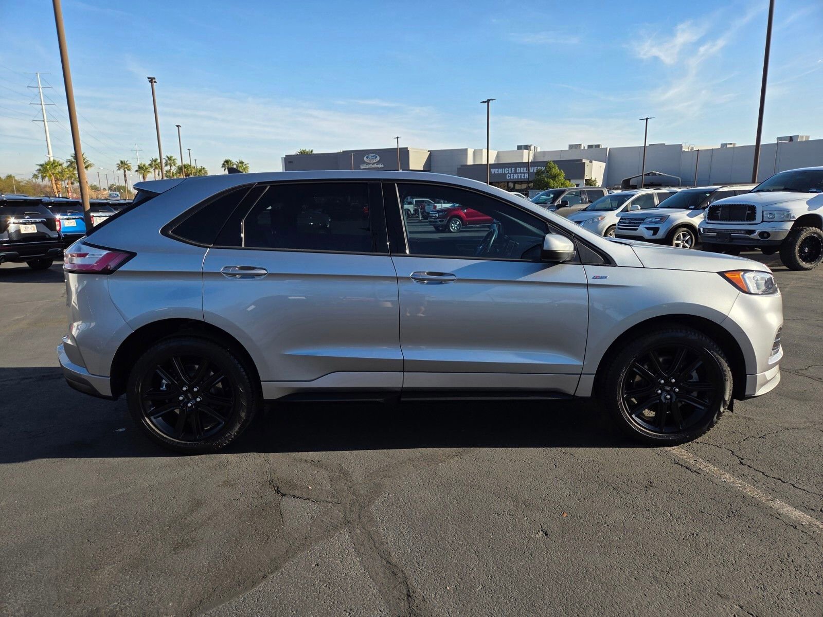 Certified 2024 Ford Edge ST-Line image 6