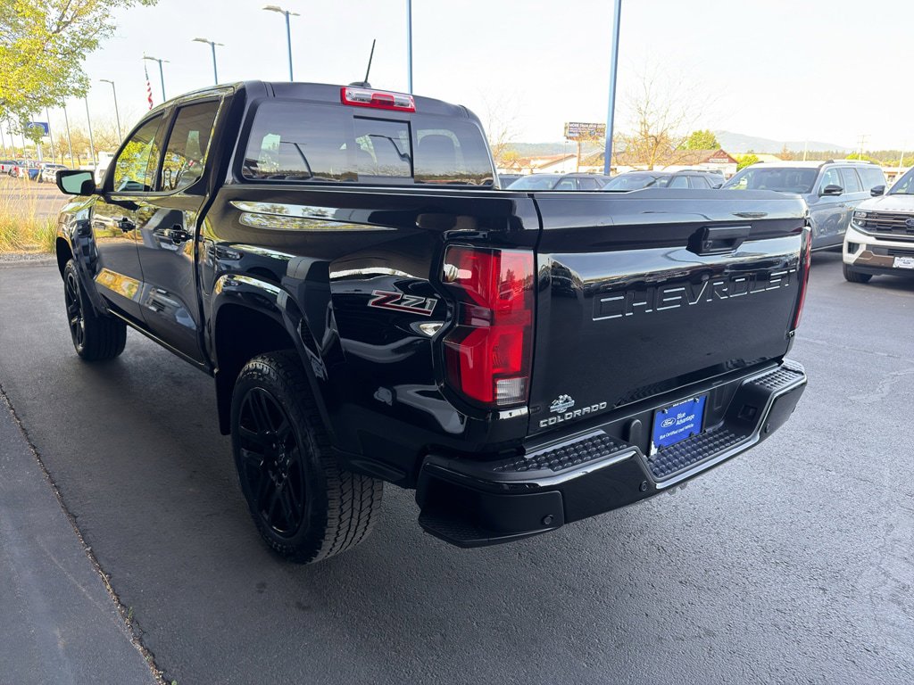 Used 2024 Chevrolet Colorado Z71 w/ Safety Package AWD/4WD image 14