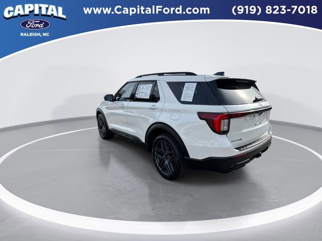 Certified 2025 Ford Explorer ST-Line w/ Premium Package image 6