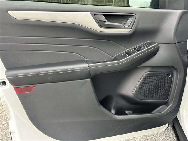 Certified 2022 Ford Escape SE w/ Convenience Package image 16