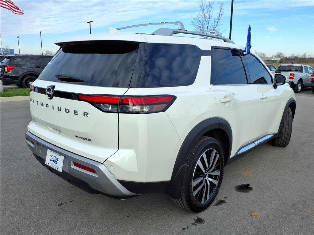 Used 2023 Nissan Pathfinder Platinum image 5