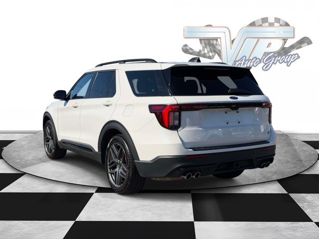 Certified 2025 Ford Explorer ST AWD/4WD image 5