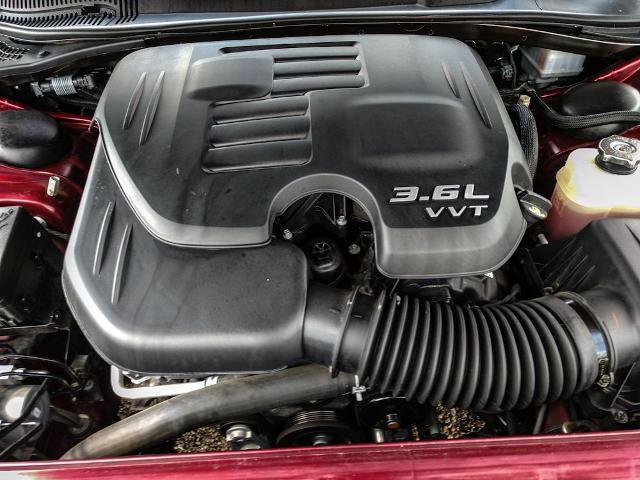 Used 2023 Dodge Challenger SXT image 5