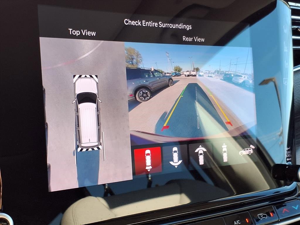 Used 2024 Jeep Wagoneer Series II w/ Premium Group I image 27