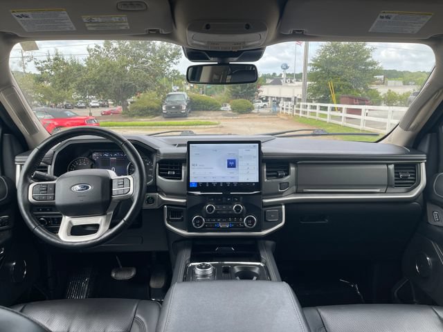 Certified 2024 Ford Expedition XLT AWD/4WD image 12