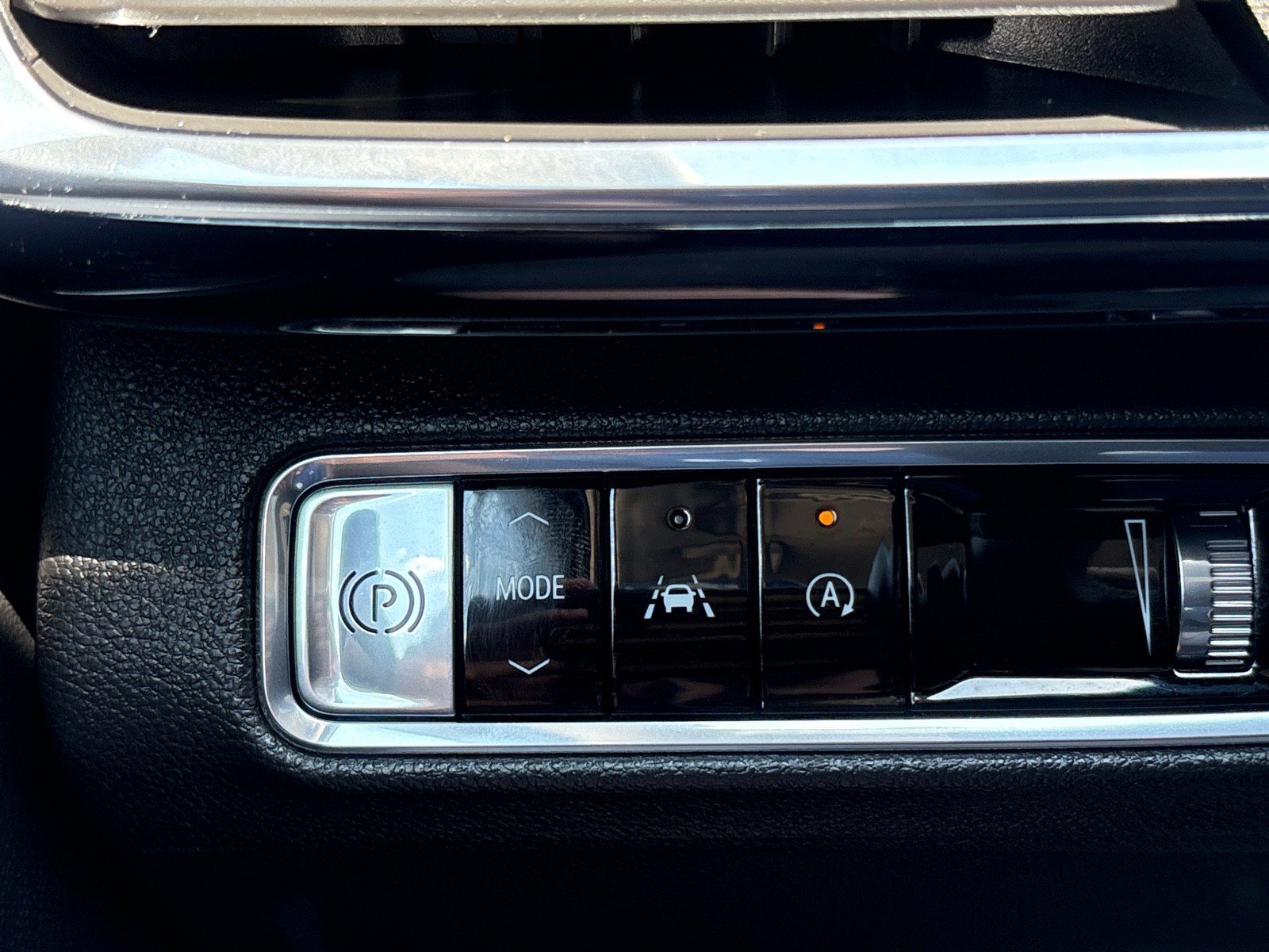 Used 2024 Buick Envision Preferred AWD/4WD image 14