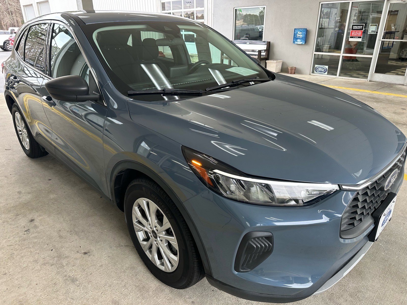 Certified 2023 Ford Escape Active image 4