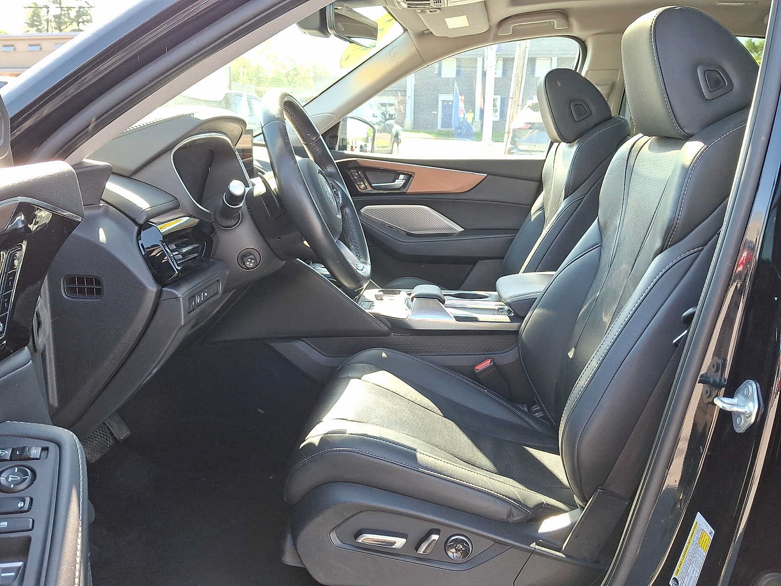 Used 2022 Acura MDX SH-AWD w/ Technology Package image 13