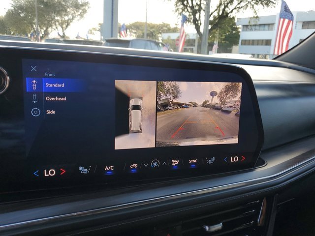 Used 2025 Chevrolet Tahoe LT image 27