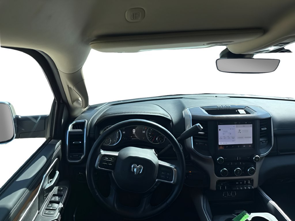 Used 2022 RAM 3500 Laramie AWD/4WD image 9