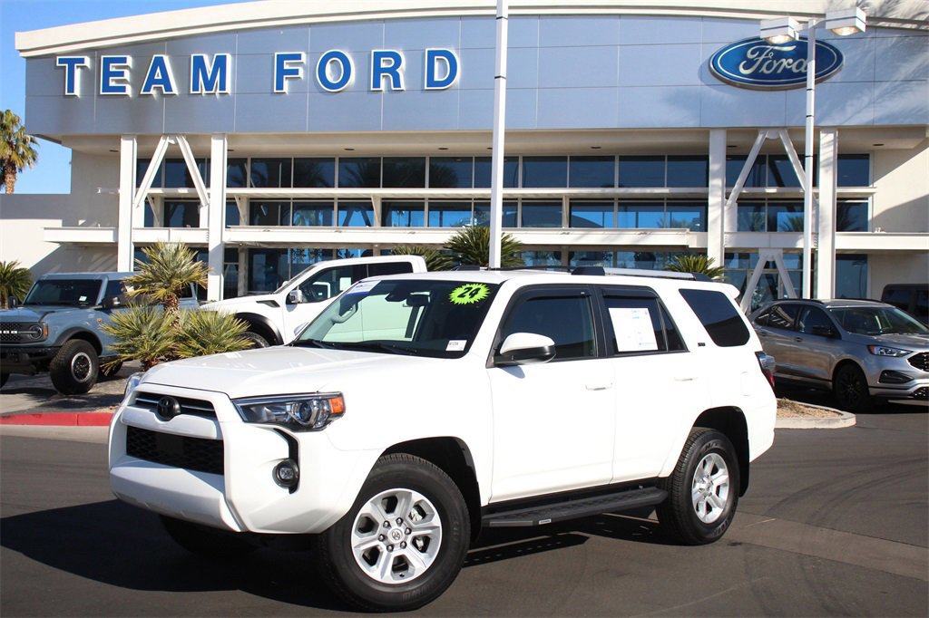 Used 2024 Toyota 4Runner SR5 image 2
