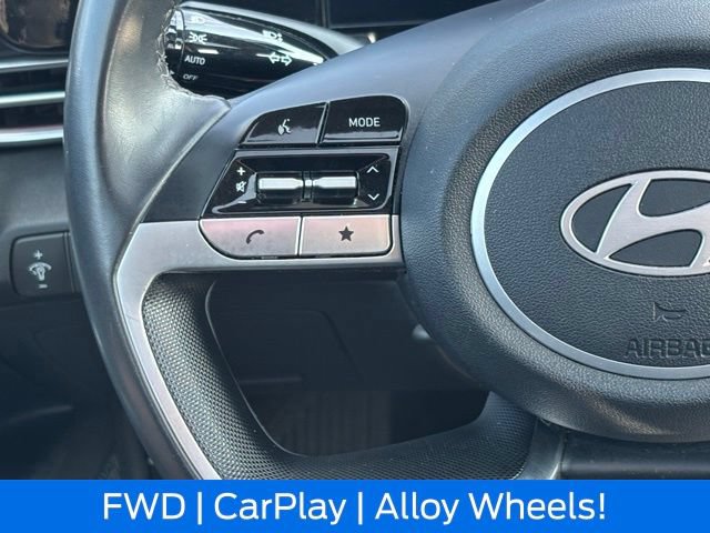 Used 2024 Hyundai Elantra Limited FWD image 25